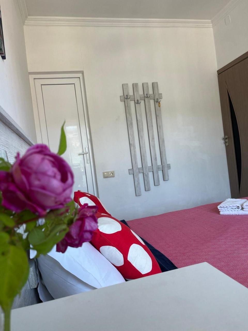 Guest House Junona Makhinjauri Exterior foto